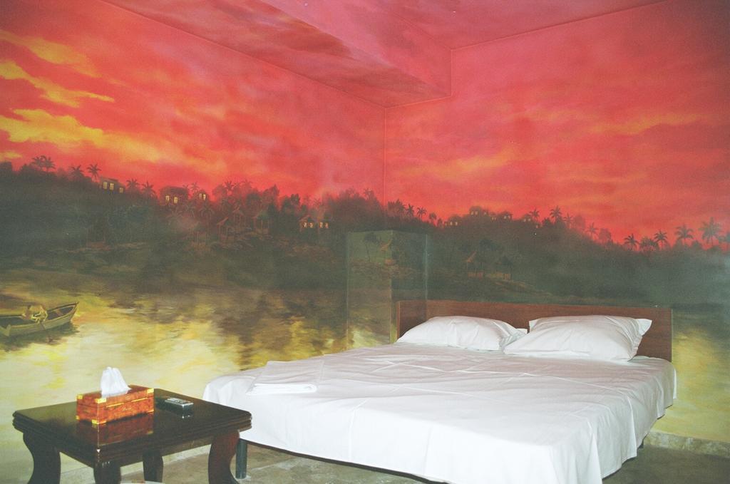 Motel Acapulco エレバン エクステリア 写真