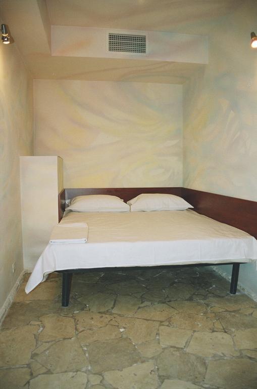 Motel Acapulco エレバン エクステリア 写真
