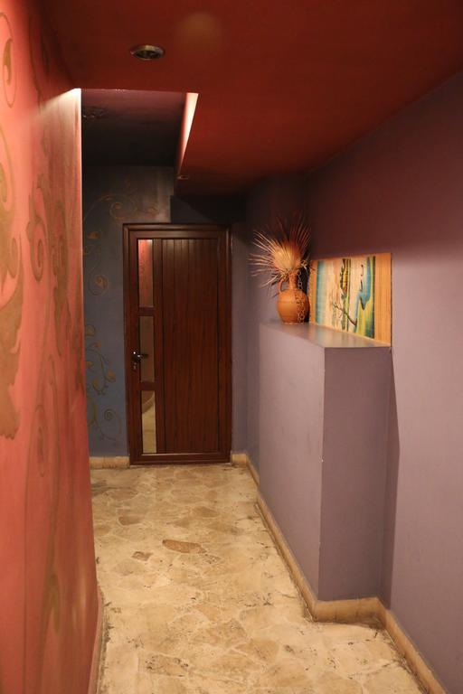 Motel Acapulco エレバン エクステリア 写真