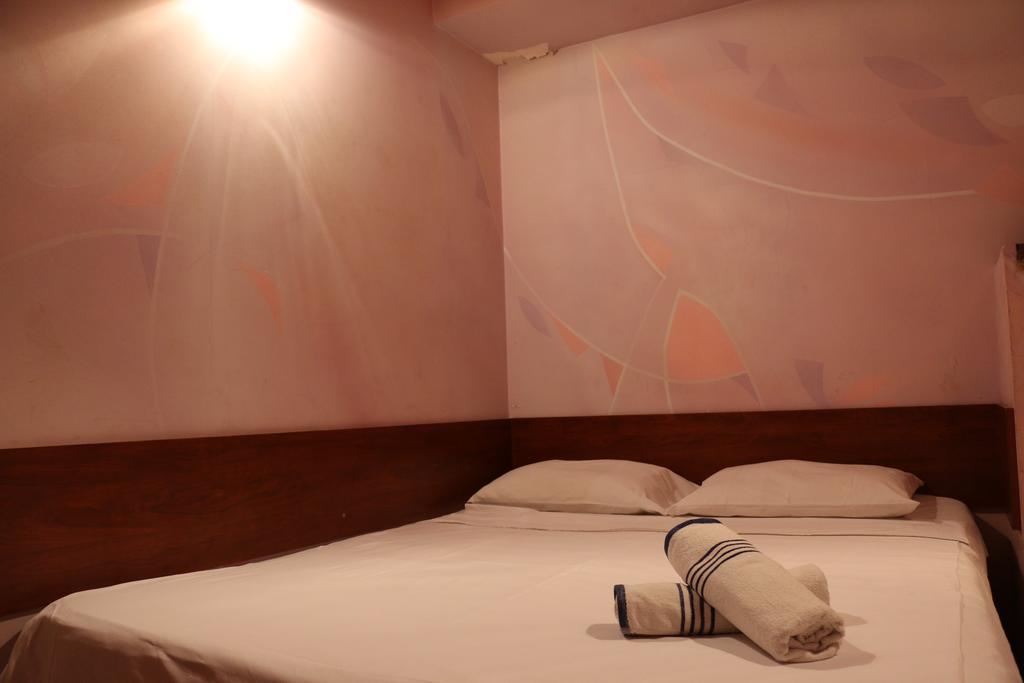 Motel Acapulco エレバン エクステリア 写真