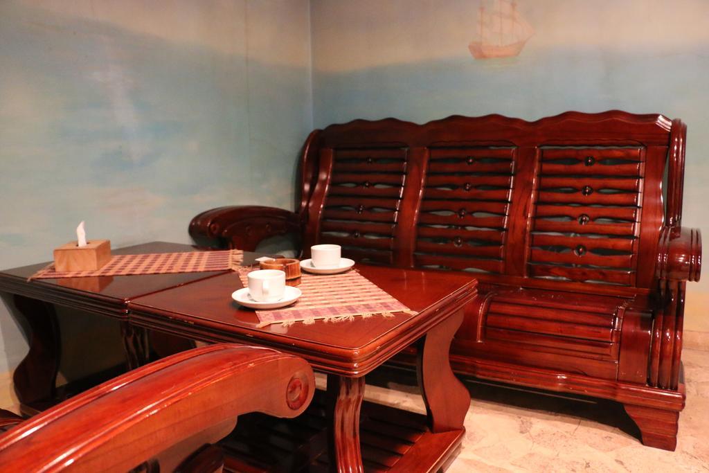 Motel Acapulco エレバン エクステリア 写真
