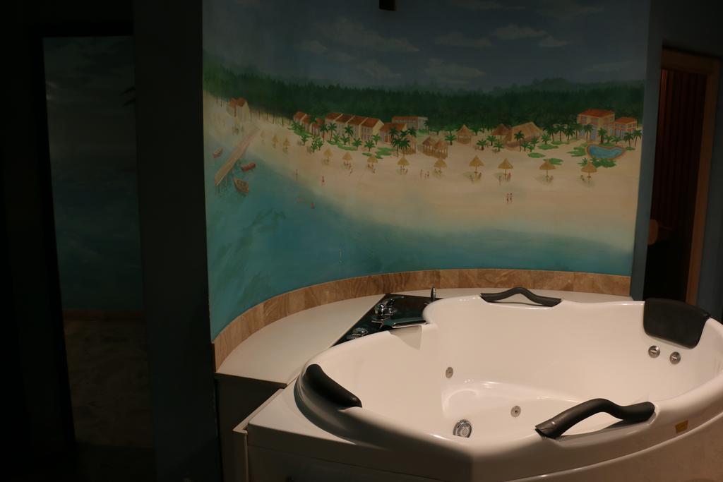 Motel Acapulco エレバン エクステリア 写真