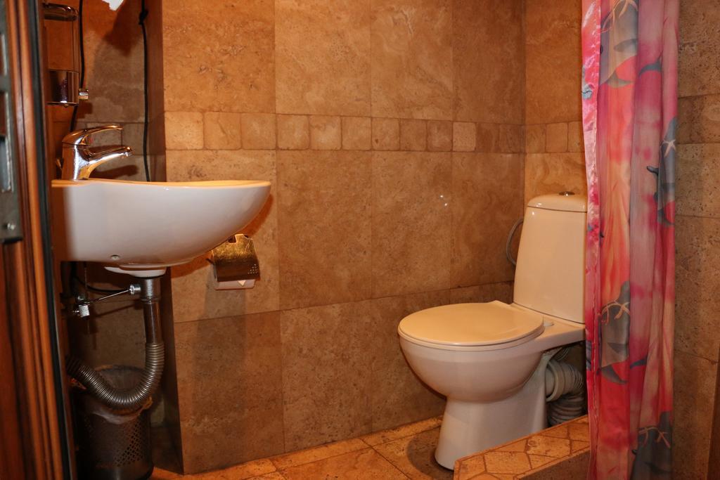 Motel Acapulco エレバン エクステリア 写真